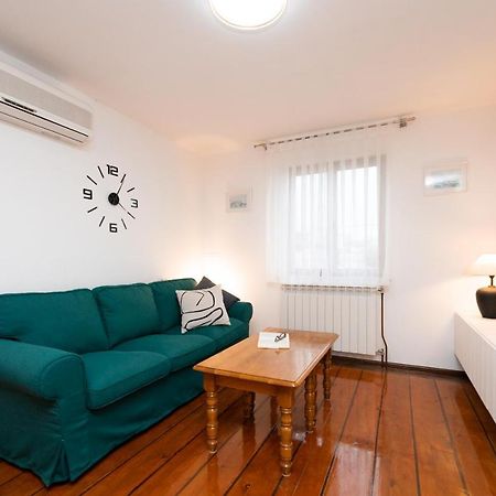 Appartement Bepa à Supetar Extérieur photo