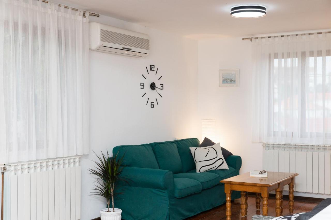 Appartement Bepa à Supetar Extérieur photo